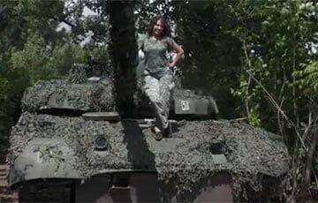 ВСУ показали трофейный танк, которым пропагандисты РФ хвастались на параде