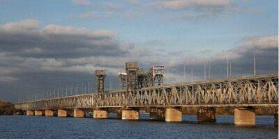 Коллаборант Сальдо заявил, что был нанесен удар по железнодорожному мосту в Херсоне