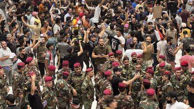 В Багдаде неспокойно: протестующие захватили парламент