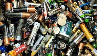В Тюменской области стартовала ежегодная акция по сбору батареек и аккумуляторов
