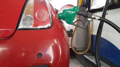 Либерман понизил налог на бензин: 1 литр будет стоить меньше 7 шекелей