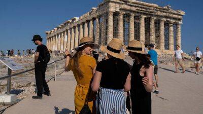 Греческий туризм идет на рекорд