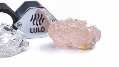 В Анголе найден уникальный розовый алмаз