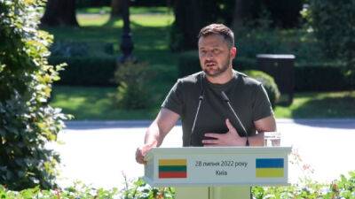 Зеленський ухилився від відповіді на запитання щодо позбавлення Корбана громадянства України