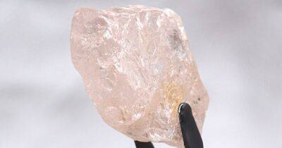 В Анголе нашли самый крупный за последние 300 лет розовый алмаз