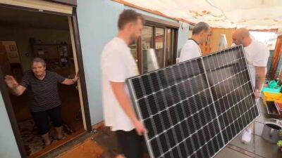 Венские балконы "украшают" солнечные батареи