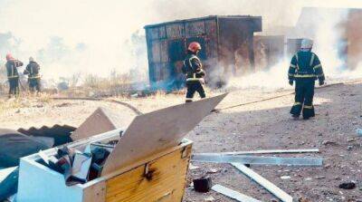 Мариуполь не принимает оккупацию: в городе сгорел склад, где захватчики хранили украденные вещи