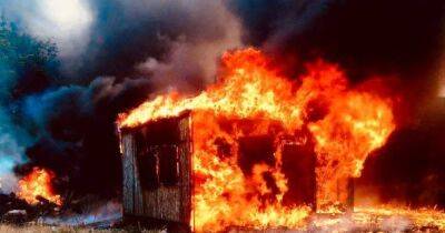 В Мариуполе сгорел склад оккупантов с награбленным имуществом (ФОТО)