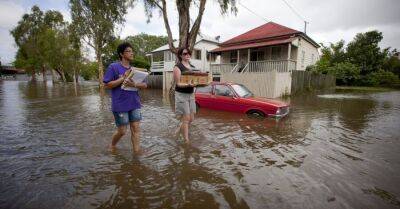 В Сиднее из-за наводнения эвакуируют тысячи людей - rus.delfi.lv - Австралия - Латвия