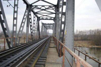 Под Мелитополем украинские партизаны взорвали железнодорожный мост