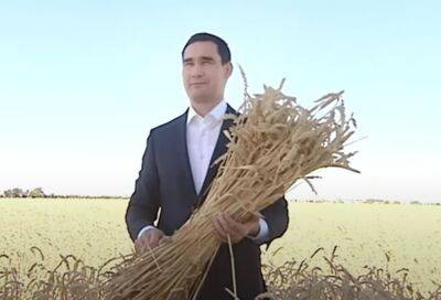 Президенту доложили о выполнении плана по сбору пшеницы. Похоже, вице-премьер по ошибке приписал лишние 100 тыс. тонн