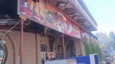 В Согдийской области загорелось популярное кафе