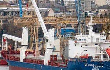 Bloomberg: Ливан арестовал сирийское судно с ячменем с оккупированных территорий Украины