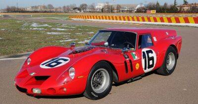 ДТП на $30 миллионов: в аварию попал невероятный 60-летний суперкар Ferrari (видео)