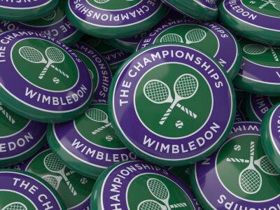 Организаторов Wimbledon оштрафовали на $1 млн из-за отстранения спортсменов из РФ и Беларуси