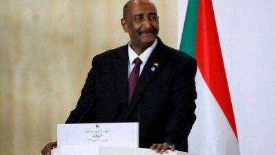 Абдель Фаттах Аль-Бурхан - Судан - Военный правитель Судана заявил, что армия планирует уступить место гражданскому правительству - unn.com.ua - Украина - Киев - Судан - г. Хартум - Протесты