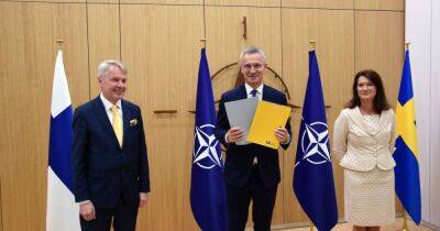 "Исторический момент": Финляндия и Швеция подписали протоколы о вступлении в НАТО
