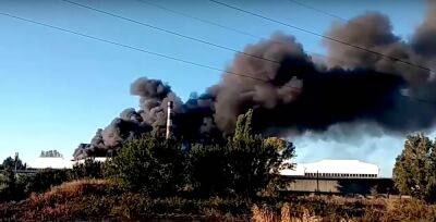 Гремело как в Аду: ВСУ ночью разнесли самый главный склад боеприпасов на Луганщине – эпичное видео