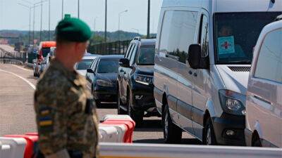 Военнообязанные не смогут свободно ездить по Украине без разрешения
