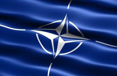 Представитель МИД Китая назвал слова Столтенберга о НАТО шуткой века