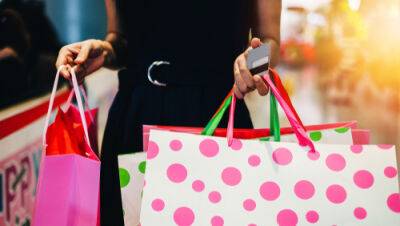 Кризис шопингу не помеха: израильтяне потратили в июне на покупки рекордную сумму