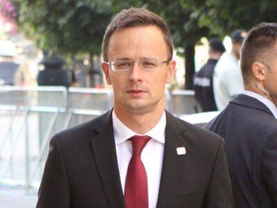 Глава МИД Венгрии заявил о «физической невозможности» отказаться от нефти из РФ, несмотря на желание