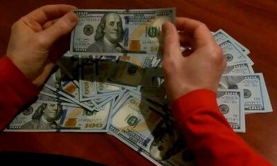 Социальная помощь в долларах: украинцам раздадут $1,3 миллиарда от США - кто получит выплаты