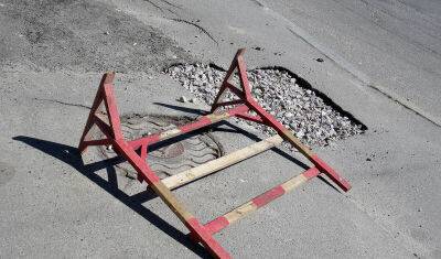 Жители Тюмени жалуются на отсутствие тротуара вдоль дороги к микрорайону Антипино