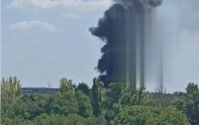 В Донецке одним ударом уничтожили две базы РФ
