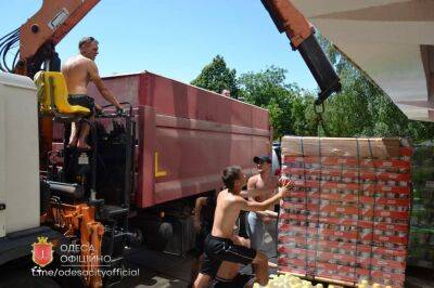 Одесская мэрия передела 12 тонн помощи жителям Сергеевки