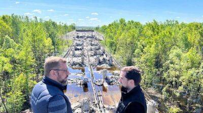 На Чернігівщині відновлюють мости, дороги та рух транспорту