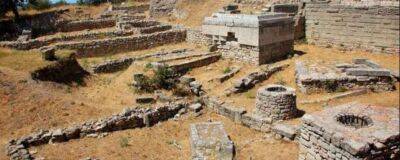 Неприступну давню фортецю знайшли на вершині гори у Туреччині