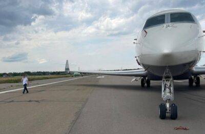 Медведчук еще послужит Украине: его элитный авиапарк передали ВСУ - фото