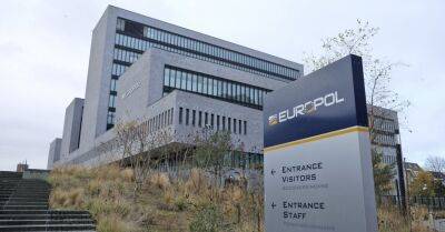 Крупнейшая операция Европола: арестованы десятки обвиняемых в контрабанде людей в Британию