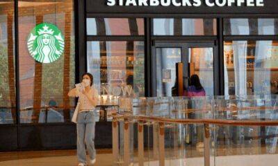Starbucks начнет работать в России под новым названием