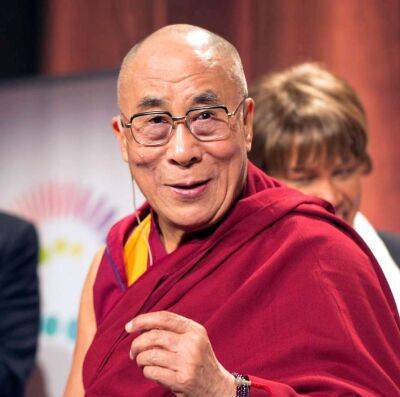 Михаил Гольд - Далай-лама відзначив 87-річчя відкриттям бібліотеки та музею - lenta.ua - Китай - Украина - Індія