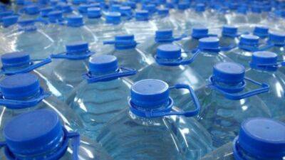 "Трансперенси": из РФ вывели более ₽41 млрд с помощью пластиковых бутылок