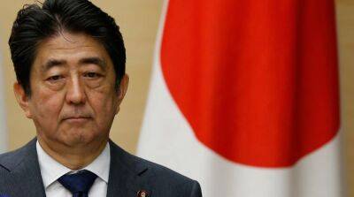Экс-премьер Японии Синдзо Абэ скончался после покушения – NHK