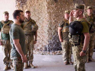 “Настрой у всех решительный“. Зеленский посетил передовые позиции военных в Днепропетровской области
