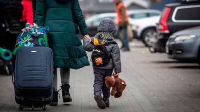 В Украине упростили правила вывоза детей за границу
