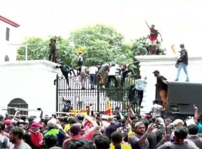 Протестующие ворвались в резиденцию президента Шри-Ланки - СМИ - unn.com.ua - Украина - Киев - Франция - Шри Ланка - Коломбо - Протесты