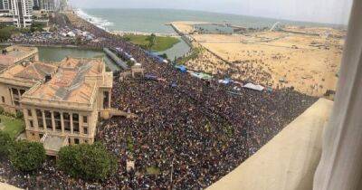 На Шри-Ланке тысячи протестующих взяли штурмом дворец президента (видео) - focus.ua - Украина - Шри Ланка