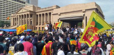Протестувальники захопили президентський палац на Шрі-Ланці. Президент утік