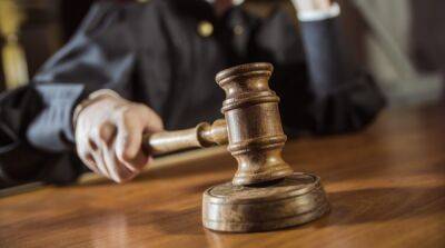 СБУ направила в суд дело о госизмене двух чиновников Кабмина и Торгово-промышленной палаты