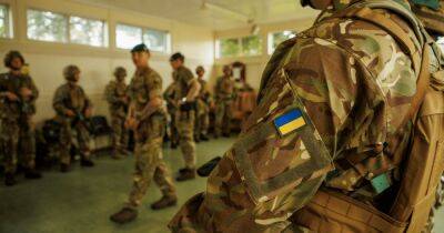 "Братья по оружию": Великобритания направит в Украину тысячи военнослужащих ВСУ после подготовки
