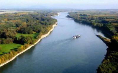 Звільнення Зміїного розблокувало судноплавство у дельті Дунаю
