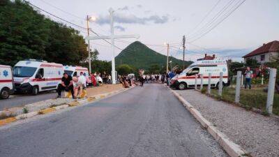 Протесты сербов на севере Косова вызвали обострение на границе