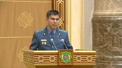 Главы МВД и Таможенной службы Туркменистана получили выговоры