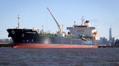 Запад отложил введение запрета на страхование морских перевозок российской нефти – FT