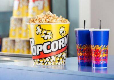 Ведерко попкорна за 10 шекелей: кинотеатрам "Синема-Сити" суд запретил завышать цену